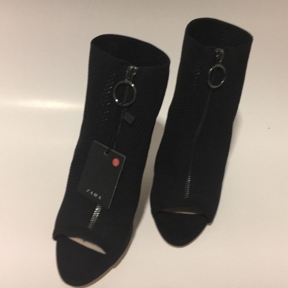 Zara Elegant woman - Picture 4 of 6